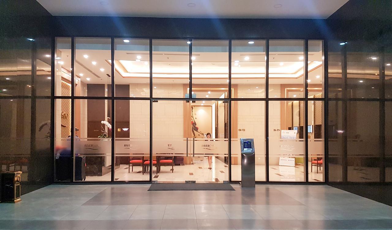Herla Central Saigon 1 River Gate Ben Thanh 胡志明市 外观 照片